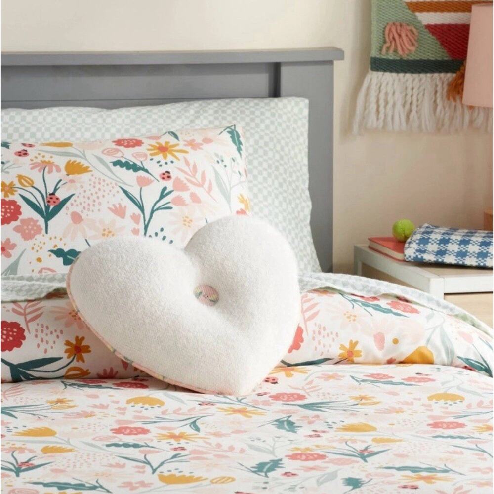 PillowFort - Heart Reversible Mini Decorative Pillow White - New